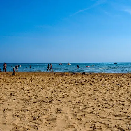 Lägenhet Modern One Bedroom Flat In - Beahost