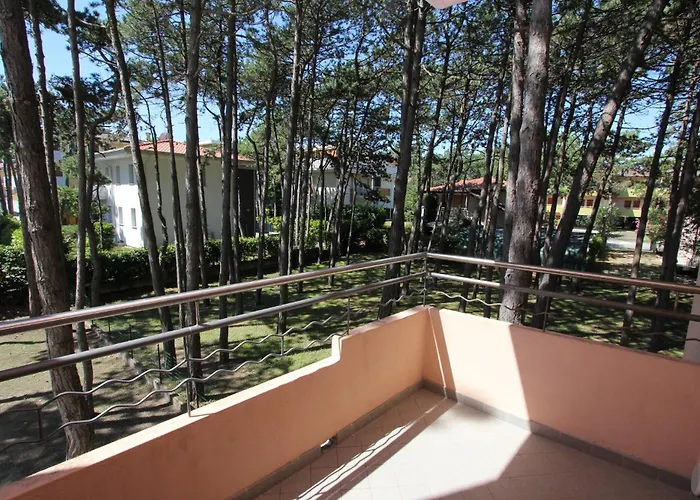 Modern One Bedroom Flat In - Beahost Apartment *